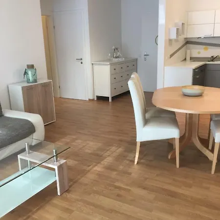 Woerthersee Apartment *